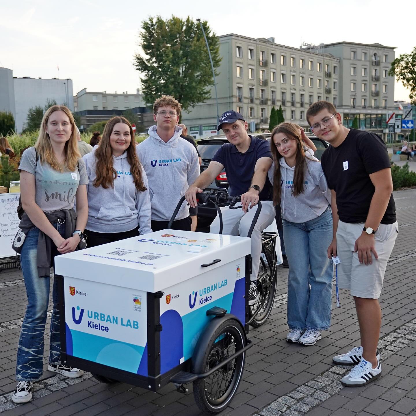 plik foto id: 1407592177